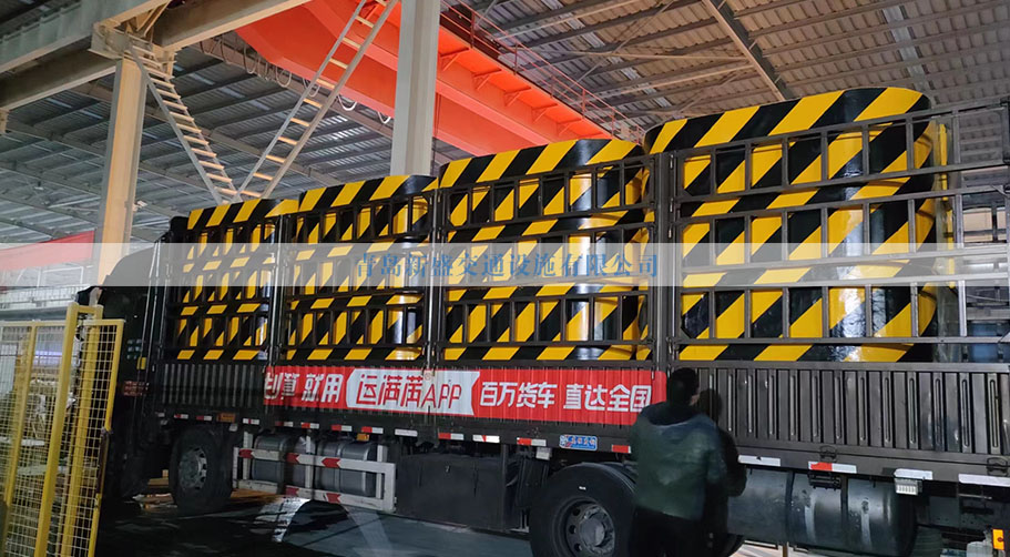  柔性复合材料公路桥墩防撞设施的特点