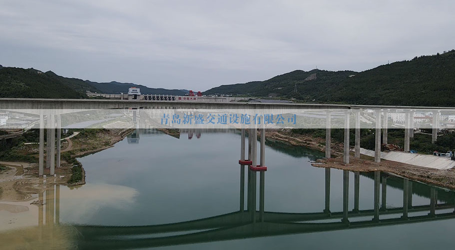 桥墩防撞设施设计时需考虑的四类情况