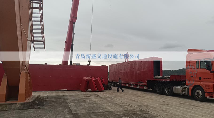 桥梁防撞设施设计理念及工作原理