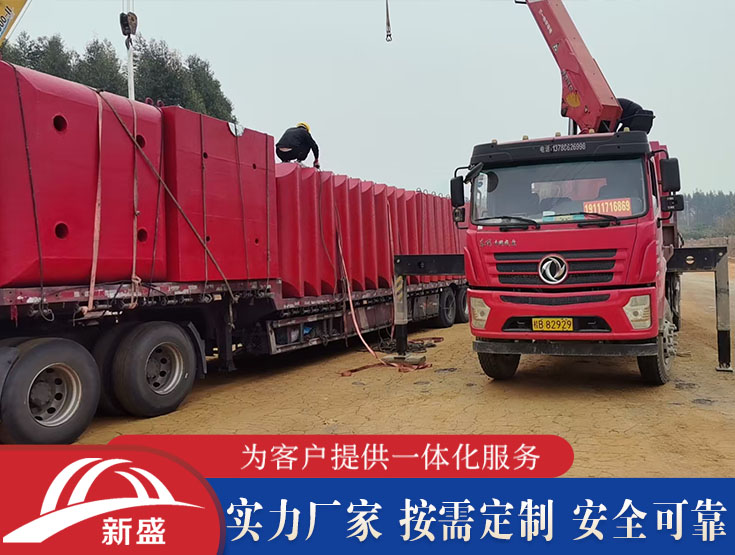 航道中防船撞设施 桥墩防护 固定式钢覆复合材料防撞设施 