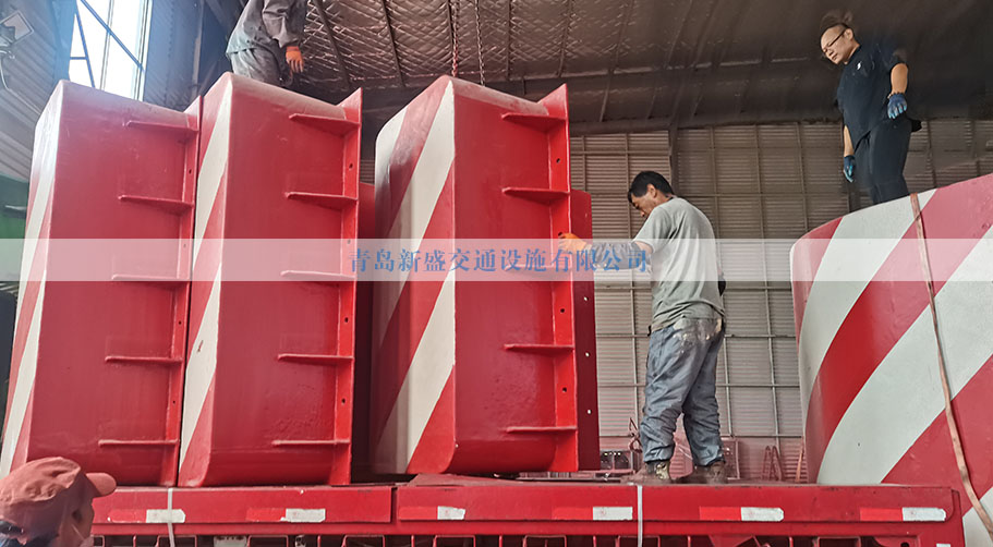 固定式复合材料防撞设施